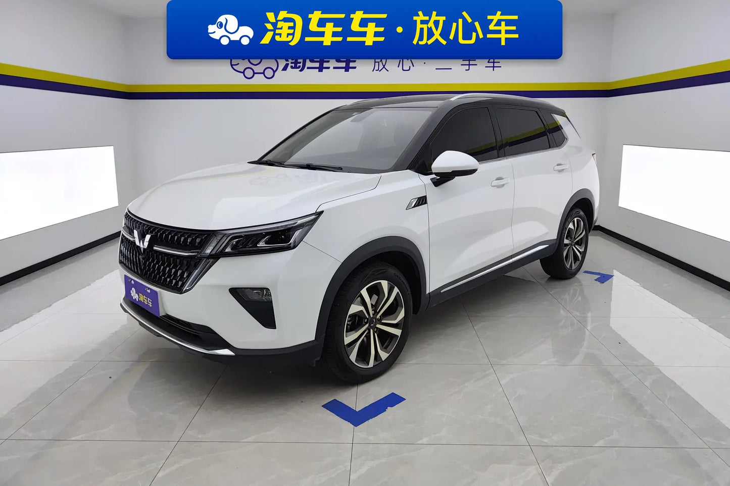 Certificated Pre-Owned SAIC-GM-Wuling Xingchen 2021 1.5T Automatic Starshine Edition - u22557750