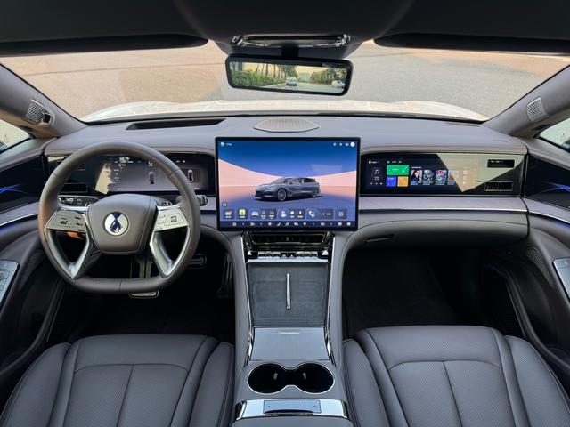 Certificated Pre-Owned Denza Z9 DM 2024 1100 4WD Ultra Edition -u22732288