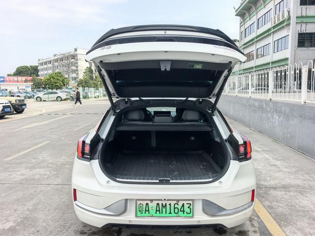 Certificated Pre-Owned ZEEKR 001 2023 WE Version 100kWh -u22762217