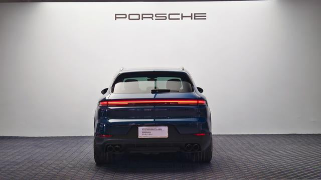 Certificated Pre-Owned Porsche Cayenne 2024 Cayenne 3.0T - u22353489
