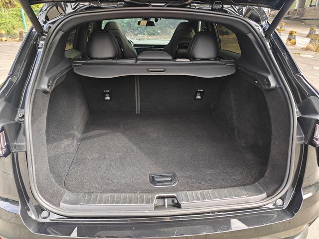 Certificated Pre-Owned Lynk & Co 01 EM-P 2022 1.5TD Plus -u22173288