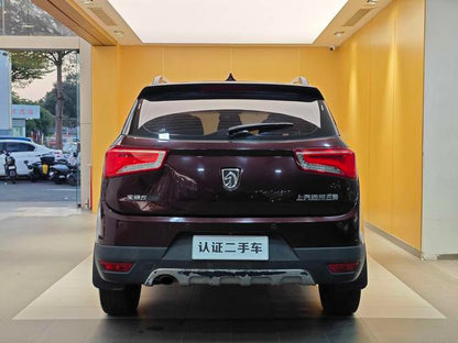 Certificated Pre-Owned SAIC-GM-Wuling Baojun 560 2015 1.8L Manual Luxury Edition - u22665661