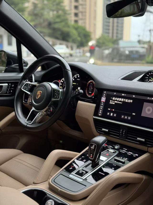 Certificated Pre-Owned Porsche Cayenne E-Hybrid 2019 Cayenne E-Hybrid 2.0T -u21309118