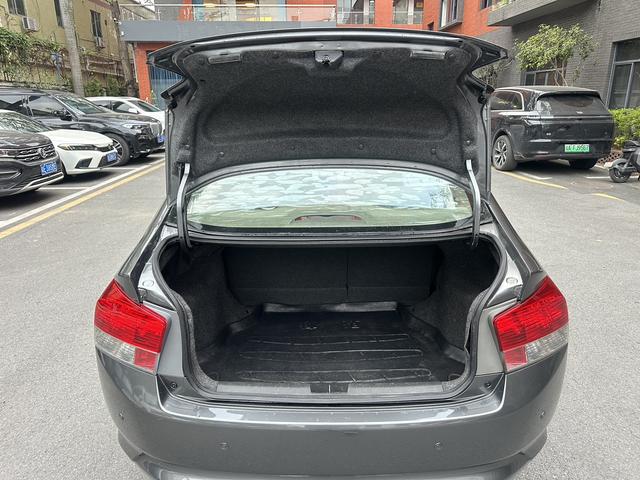 Certificated Pre-Owned Fit Classic 2008 1.5L Automatic Elite Edition - u22151073