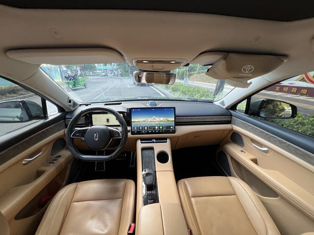 Pre-Owned AITO M5 2022 Extended-Range Four-Wheel Drive Performance Edition