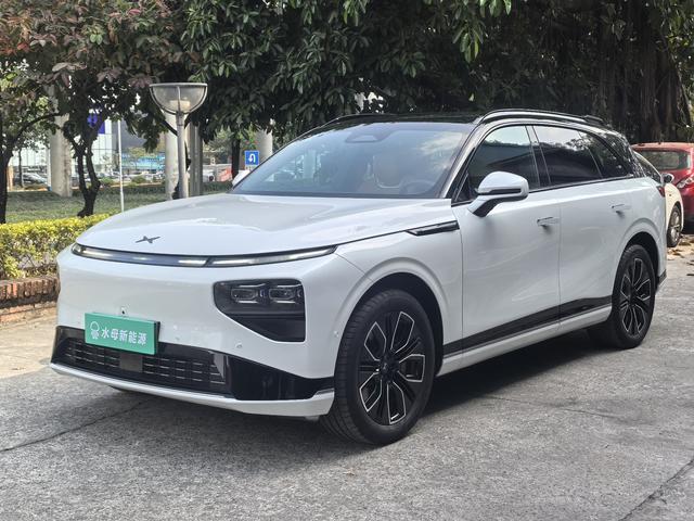 Certificated Pre-Owned XPENG G9 2025 Model 625 Long Range Maxu22158486