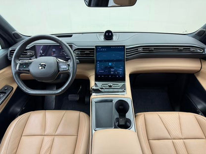 Pre-Owned NIO ES8 2020 Model 415KM Signature Version 6-Seater