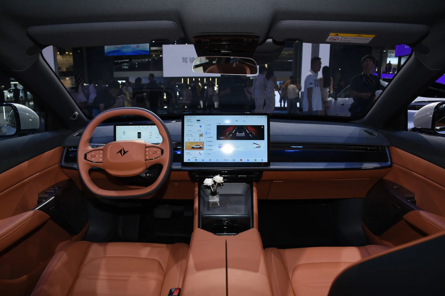 دونغفنغ eπ007-Hybrid REEV