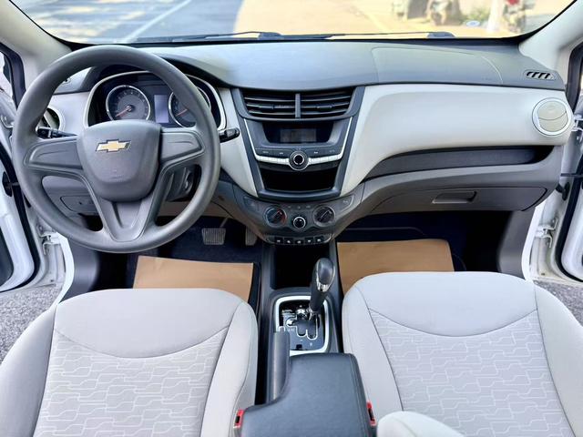 Certificated Pre-Owned SAIC-GM Chevrolet Sail 2015 Sail 3 1.3L AMT Ideal Version - u22102511