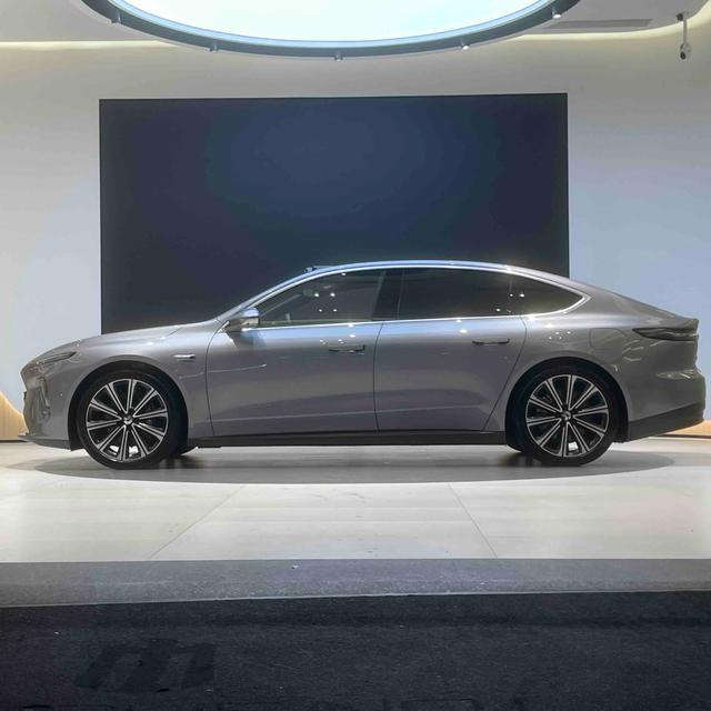 Pre-Owned NIO ET7 2024 Model 75kWh Executive Signature Edition