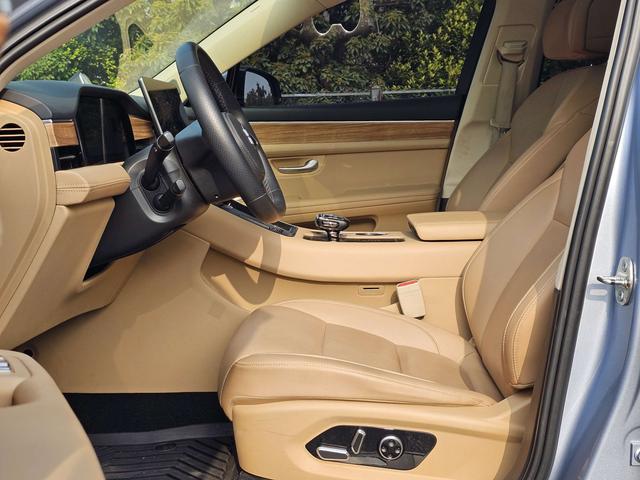 Certificated Pre-Owned Wenjie M5 2023 Extended-Range Rear-Wheel Drive Intelligent Driving Version -u22509517