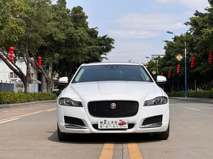 Certificated Pre-Owned Jaguar XFL 2017 XFL 2.0T 240PS Luxury Edition - u22717218