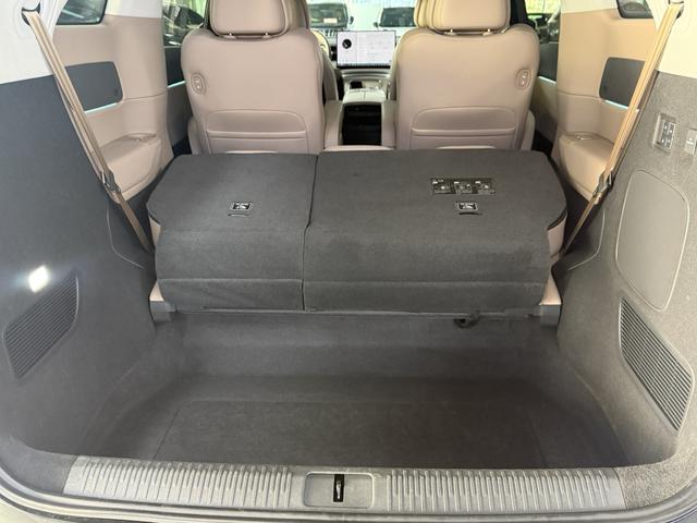 Certificated Pre-Owned XPENG X9 2025 All-Electric 740 Ultra Long Range Max-u21629863