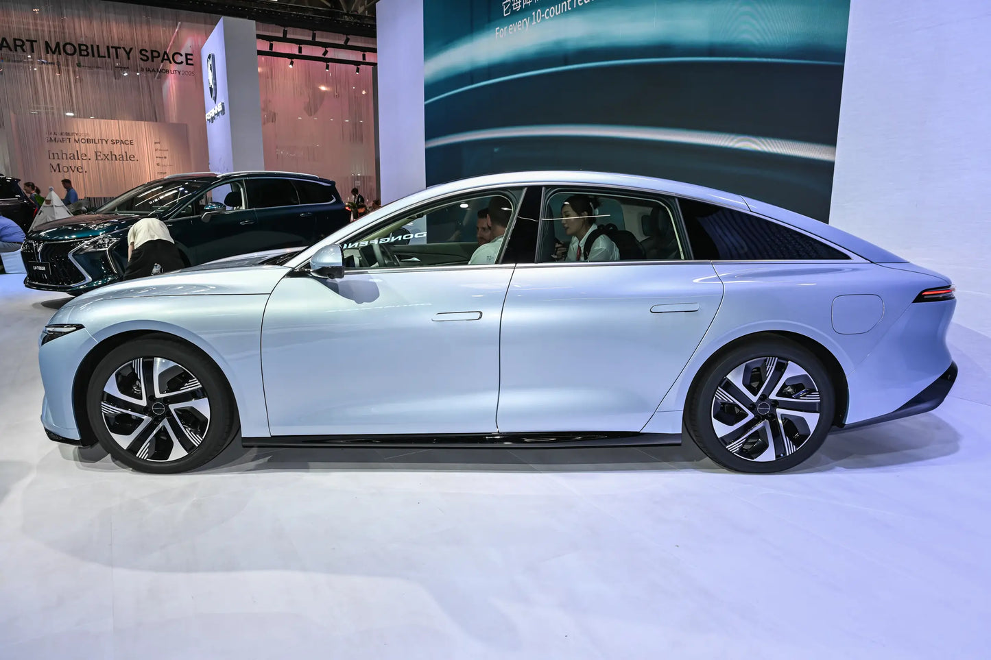 دونغفنغ فورثينغ شينغهاي S7-Hybrid REEV