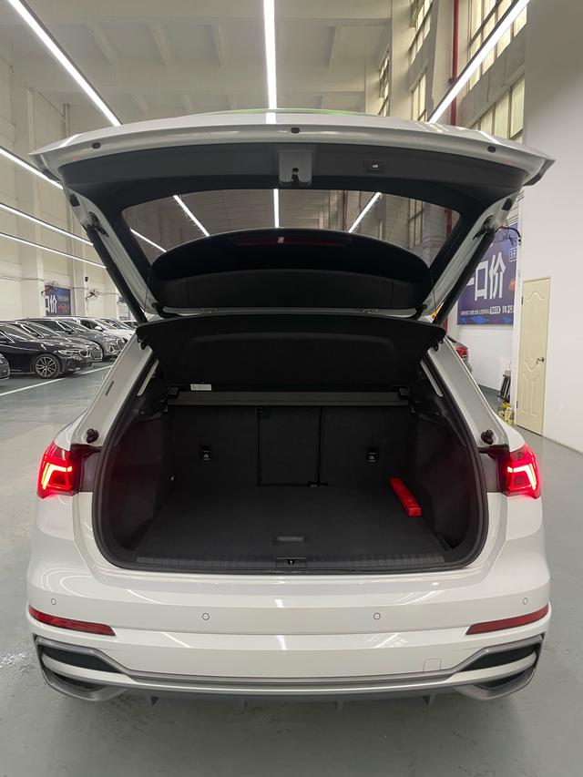 Certificated Pre-Owned Audi Q3 2022 35 TFSI Progressive Dynamic Edition - u22512117