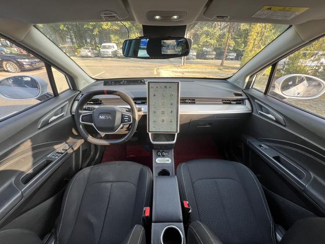 Certificated Pre-Owned Hozon Auto Nezha V 2022 Chao 300 Lite