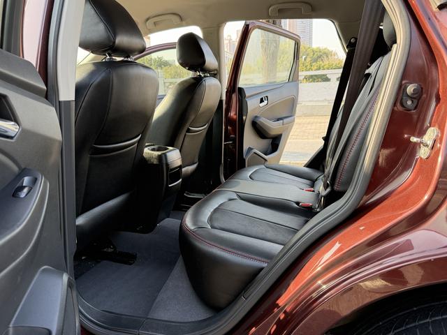 Certificated Pre-Owned Dongfeng Nissan Venucia T70 2015 2.0L CVT Rui Enjoy Edition - u22341782