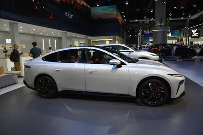دونغفنغ eπ007-Hybrid REEV