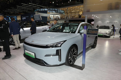 جيلي جالاكسي جالاكسي L6 - هجين PHEV