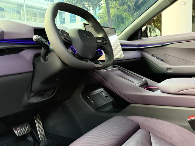 Certificated Pre-Owned XPENG P7 2025 702 Long Range Ultra-u21920138