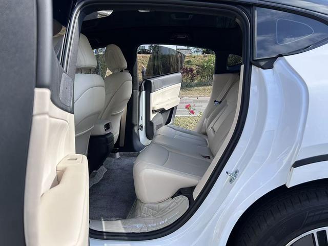 Certificated Pre-Owned XPENG G6 2023 580 Long Range Max-u22178903