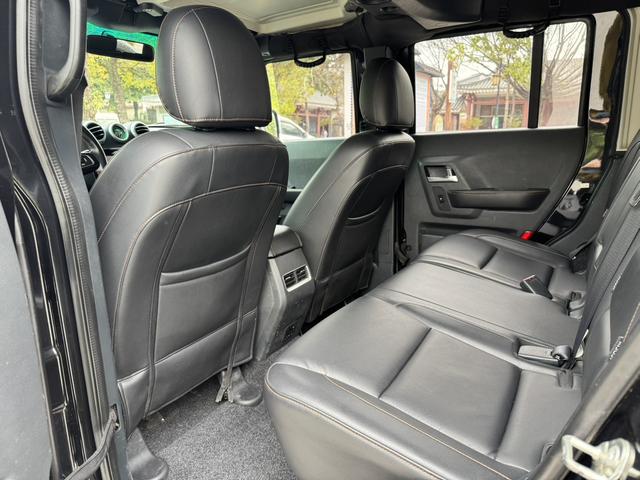 Certificated Pre-Owned BAIC Off-Road BJ40 2017 40L 2.3T Automatic Four-Wheel Drive Huanta Championship Edition - u22611971