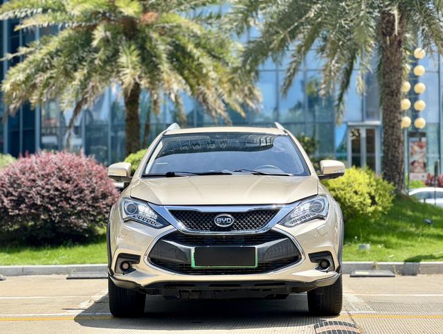 Certificated Pre-Owned BYD Tang DM 2015 DM 2.0T Four-Wheel Drive Flagship Edition -u21578847