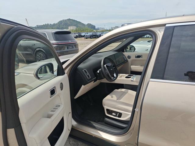 Certificated Pre-Owned Li Auto L9 2024 Ultra Edition -u21916691