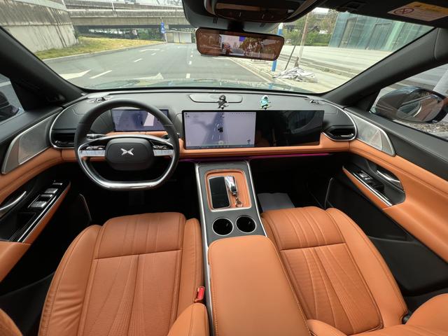 Certificated Pre-Owned XPENG G9 2024 702 Max-u22128618