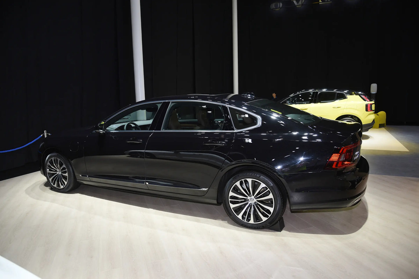فولفو فولفو S90 - هجينة PHEV