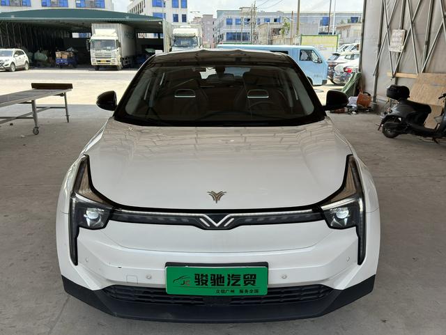 Certificated Pre-Owned Hozon Auto Nezha U 2022 ZHI 400 Ternary Lithium