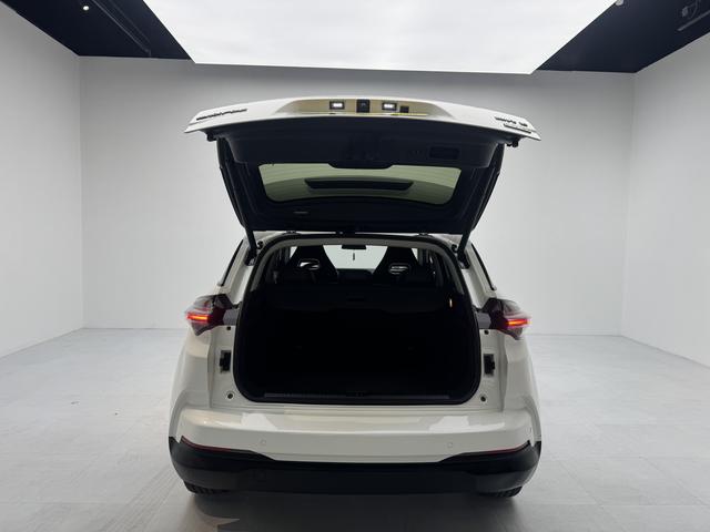 Certificated Pre-Owned Hozon Auto Nezha U 2021 Pro 500 Industry Custom Edition