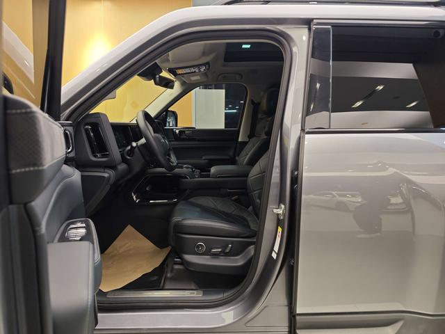 Certificated Pre-Owned Formula Leopard 5 2023 Pilot Edition -u22115699