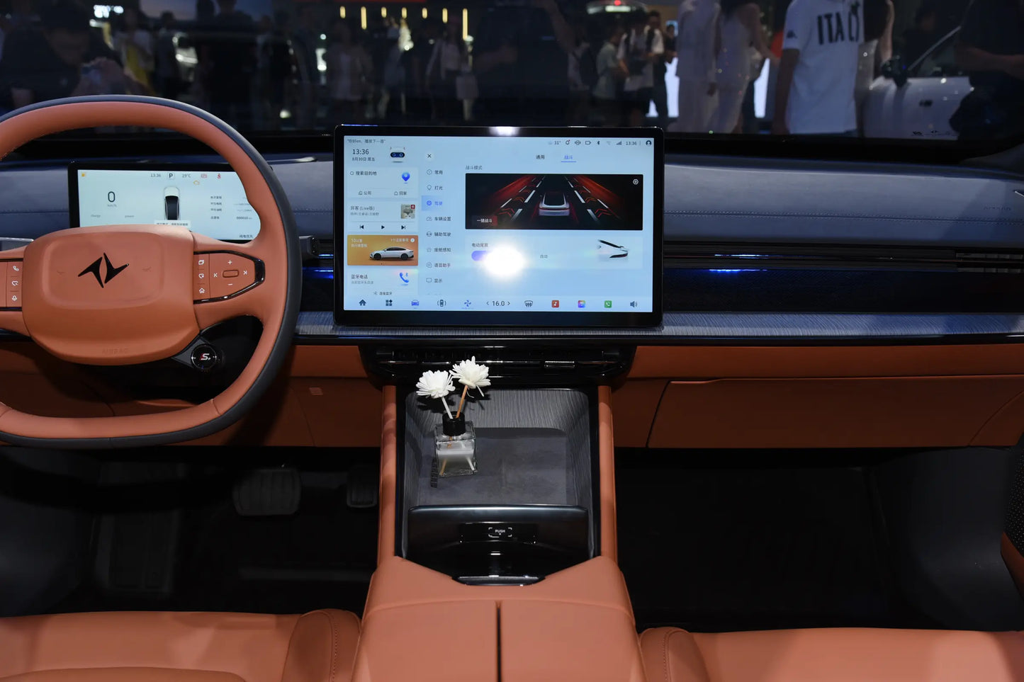 دونغفنغ eπ007-Hybrid REEV
