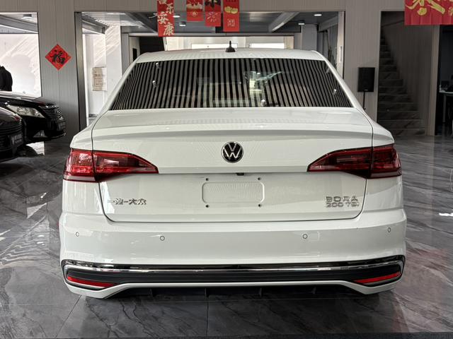 Certificated Pre-Owned Bora 2023 200TSI DSG Enjoyable Drive Edition - u22553738