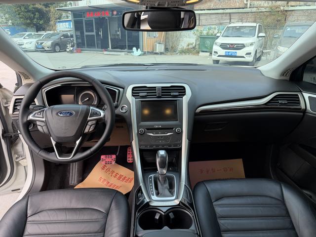 Certificated Pre-Owned Ford Mondeo 2013 2.0L GTDi200 Fashion Edition - u22611722