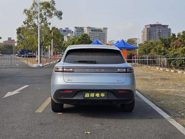 Certificated Pre-Owned Wenjie M5 2023 Extended-Range Rear-Wheel Drive Intelligent Driving Version -u22509517