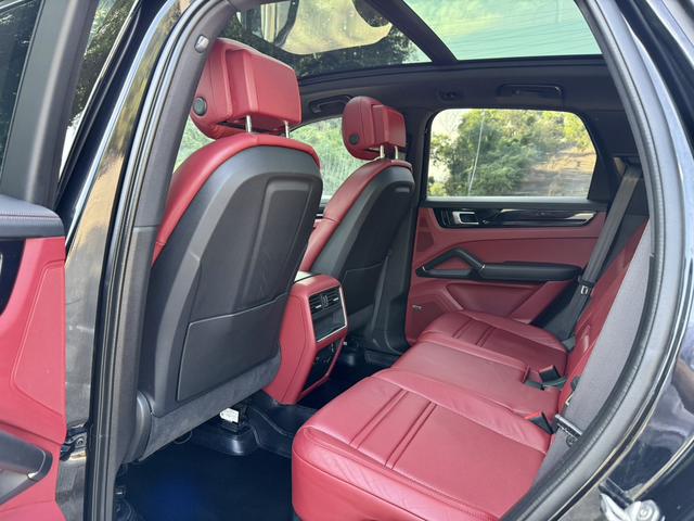 Certificated Pre-Owned Porsche Cayenne E-Hybrid 2021 Cayenne E-Hybrid 2.0T -u22079531