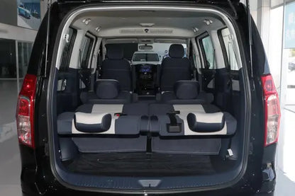 Dongfeng Forthing Lingzhi PLUS