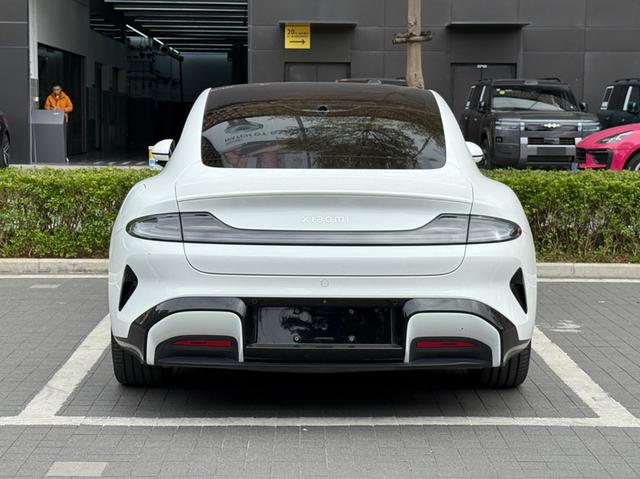 Pre-Owned Xiaomi SU7 2024 Rear-Wheel Drive Standard Long-Range Version