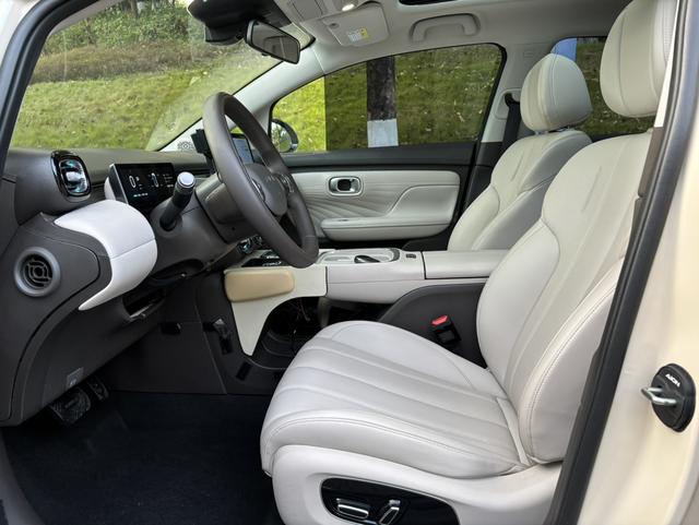 Pre-Owned AION UT 2025 Model 420 Zhizun Edition