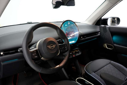 Pre-Owned Electric MINI COOPER 2024 Model COOPER E Classic Edition