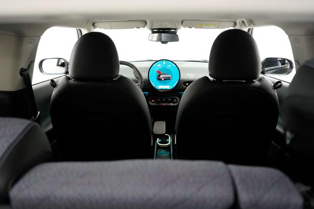 Pre-Owned Electric MINI COOPER 2024 Model COOPER E Classic Edition