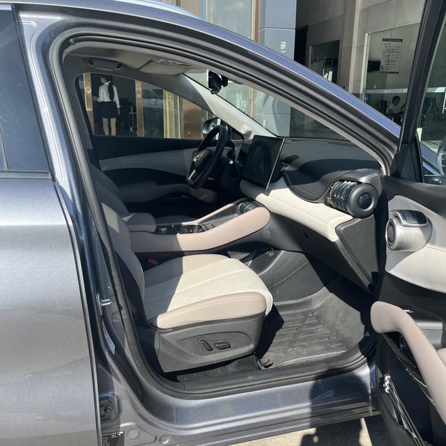 Pre - Owned BYD Yuan PLUS 2025 Intelligent Driving Edition 510KM Excellence Model