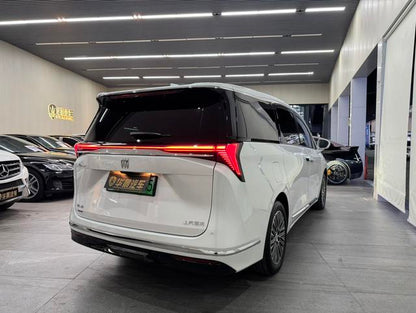 Certificated Used SAIC-GM Buick GL8 PHEV 2024 Lu Zun 1.5T Seven-Seater Luxury Edition