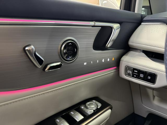 Certificated Used SAIC-GM Buick GL8 PHEV 2024 Lu Zun 1.5T Seven-Seater Luxury Edition