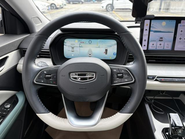 Certificated Used Geely Emgrand L HiP 2022 1.5TD-DHT Pro 100KM Super Rui