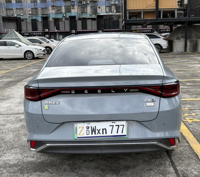 Certificated Used Geely Emgrand L HiP 2022 1.5TD-DHT Pro 100KM Super Rui