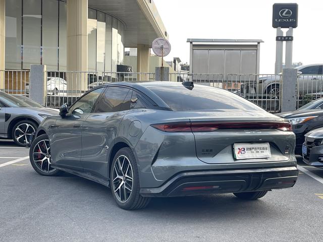 Certificated Used BYD Han L DM 2025 DM-p 180KM 4WD Lidar Flagship Version