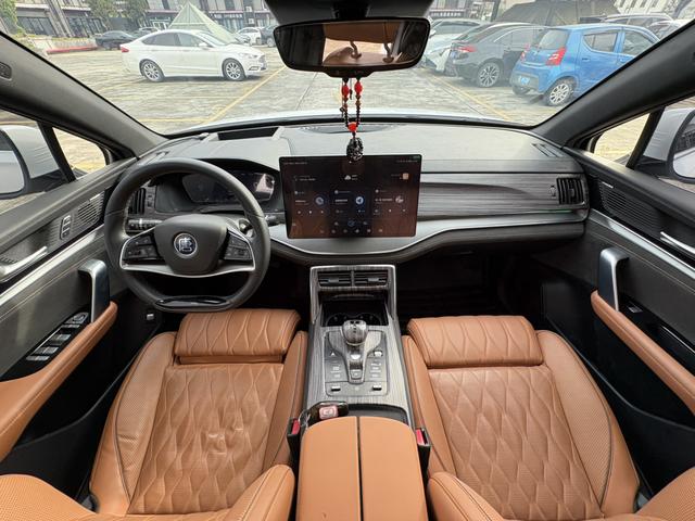 Certificated Used BYD Tang DM 2023 DM-i Champion Edition 112KM Premium Version